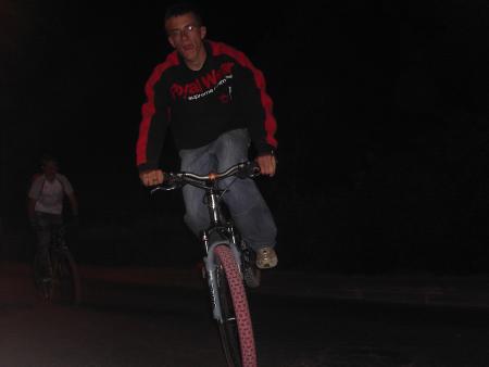 Un troisième rider